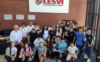Auspiciados por RUS, alumnos ganadores de las Olimpíadas del Conocimiento visitaron Cesvi