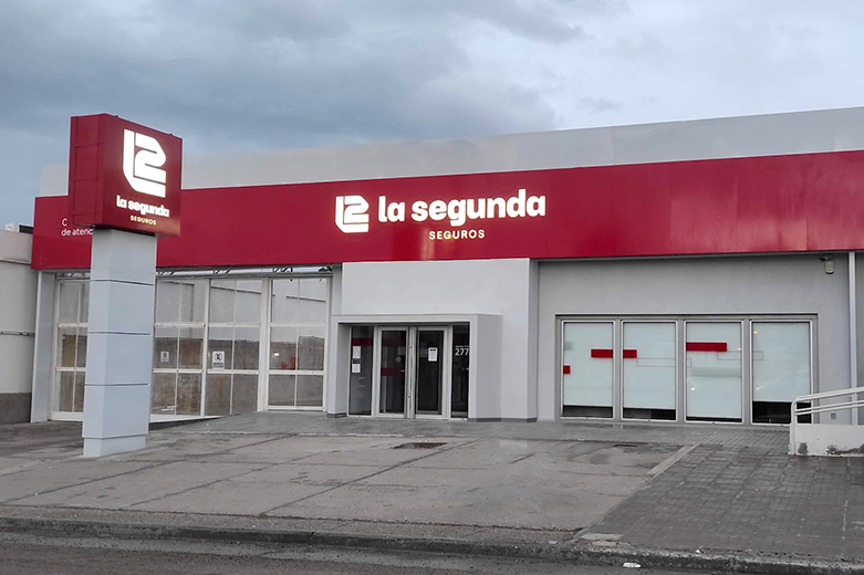 La nueva imagen de La Segunda Seguros llegó al Centro de Atención de Comodoro Rivadavia